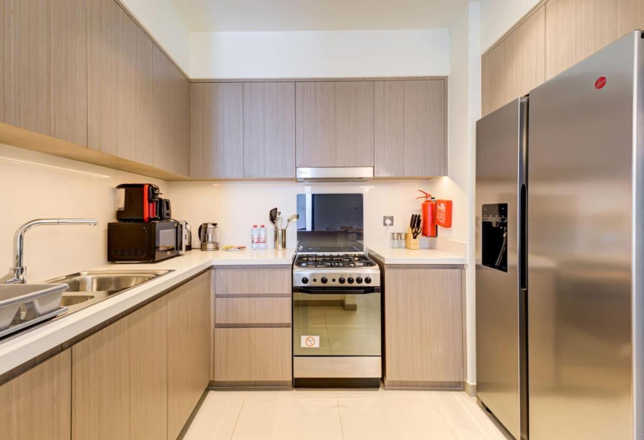 Stylish 2 Bed With Stunning Burj Khalifa View In Downtown Dubai