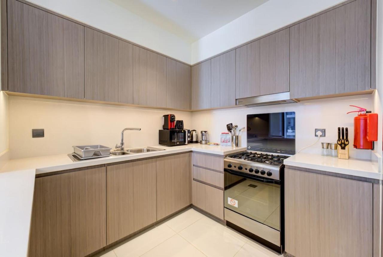 Apartment Stylish 2 Bed With Stunning Burj Khalifa View In Downtown *